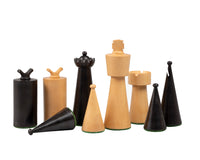 Pièces d’échecs Art déco en buis ébonisé — 8,9 cm