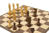 De Pioneer Opvouwbare Schaakset van Gouden Rozenhout en Walnoot