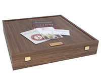 Deluxe-Schachset „Isle of Lewis“ in Walnuss mit Präsentationskoffer