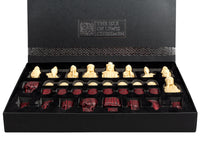 Le Jeu d’échecs Île de Lewis noir et rouge