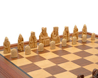 Regency Chess Isle of Lewis en mahonie-omlijste kabinet-luxe schaakset